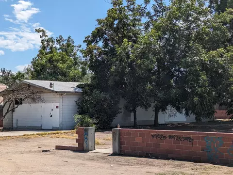 840 N Lafayette Ave, Fresno, CA 93728
