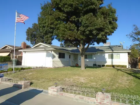 1413 N Williams St, Hanford, CA 93230