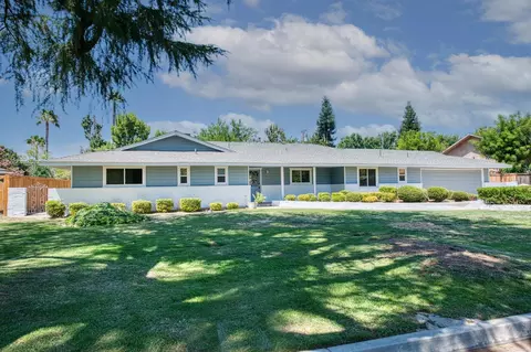 1526 W Scott Ave, Fresno, CA 93711
