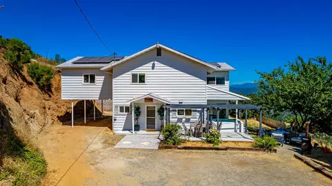 39396 Highway 41, Oakhurst, CA 93644