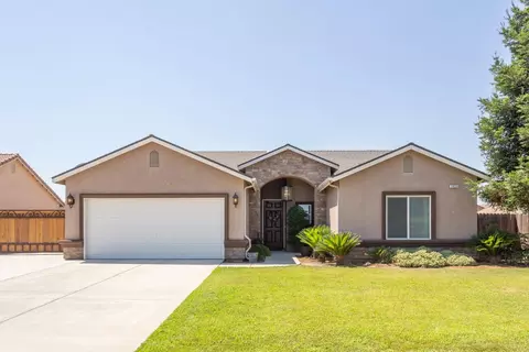 1023 Tammy St, Selma, CA 93662