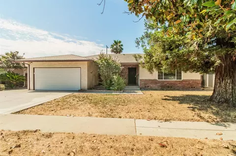 673 Ellery Ave, Fresno, CA 93710