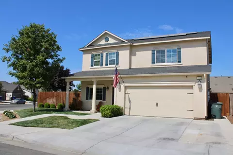 2190 Hermosa Ave, Clovis, CA 93619