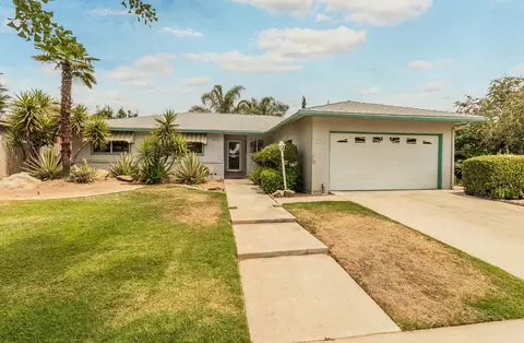 6706 N Harrison Ave, Fresno, CA 93711