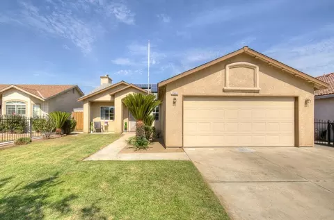 1340 N Sandau Ave, Fresno, CA 93727