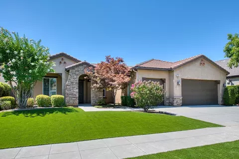3742 Everglade Ave, Clovis, CA 93619 photo 1