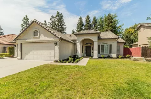 2182 E Kenosha Ave, Fresno, CA 93720