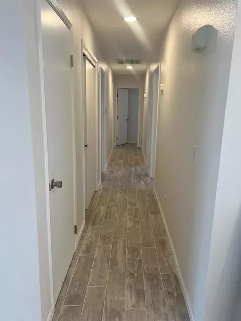 328 Hull Ave, Madera, CA 93638