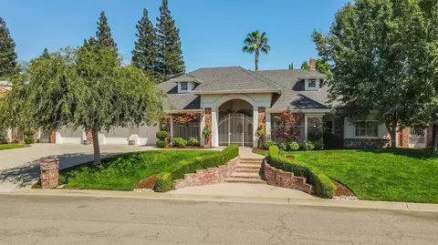 297 W Bluff Ave, Fresno, CA 93711