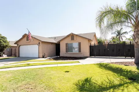 2222 Berry St, Selma, CA 93662