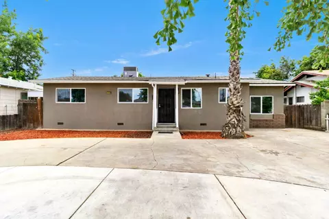 1718 N Fruit Ave, Fresno, CA 93705