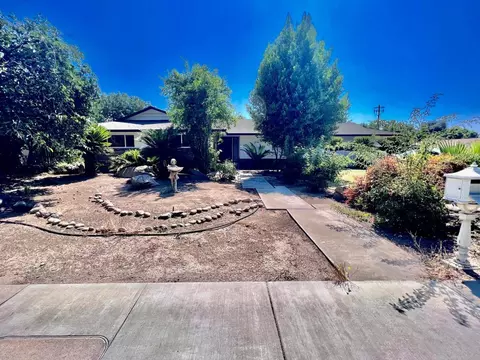 1128 N Reed Ave, Reedley, CA 93654