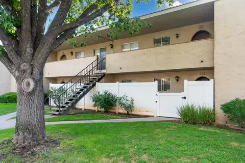 1250 E Shaw Ave #237, Fresno, CA 93710