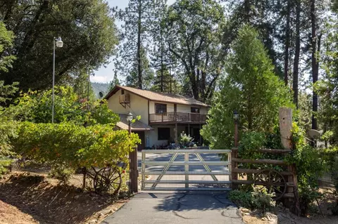 5614 Harris Cutoff Rd, Mariposa, CA 95338