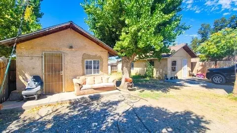 1224 Oller St, Mendota, CA 93640
