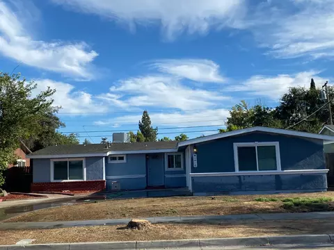 3814 E Holland Ave, Fresno, CA 93726
