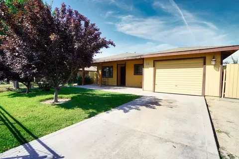 22138 Idaho St, San Joaquin, CA 93660