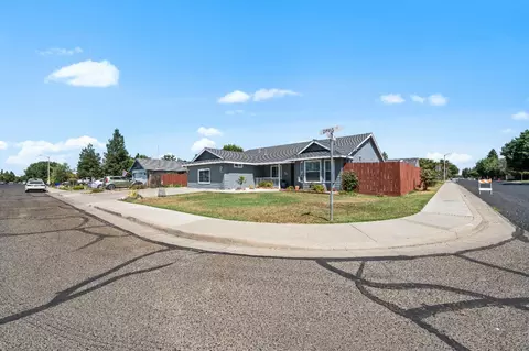 521 Davis St, Exeter, CA 93221 photo 1