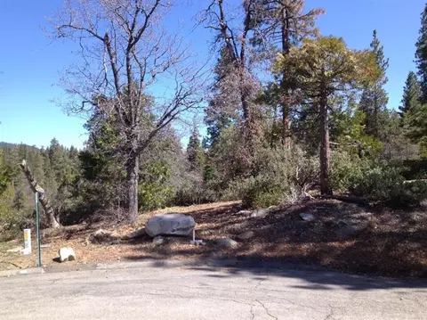 40919 Crest Vista Ln, Shaver Lake, CA 93664