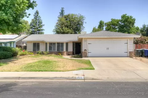 137 N Argyle Ave, Clovis, CA 93612