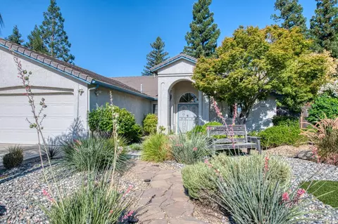 3234 Pistachio Ave, Clovis, CA 93611