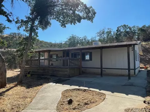 30468 Swallow Rd, Tollhouse, CA 93667