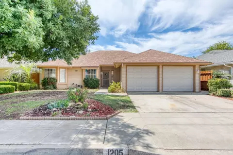 1205 E Lexington Ave, Fresno, CA 93720