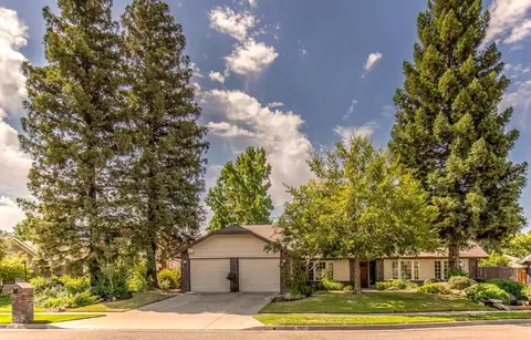 707 E Trenton Ave, Fresno, CA 93720