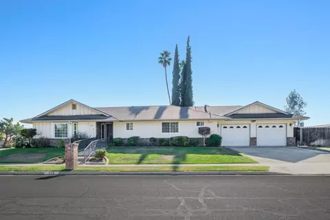 419 W Escalon Ave, Fresno, CA 93704