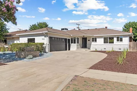 4322 N Bond Ave, Fresno, CA 93726