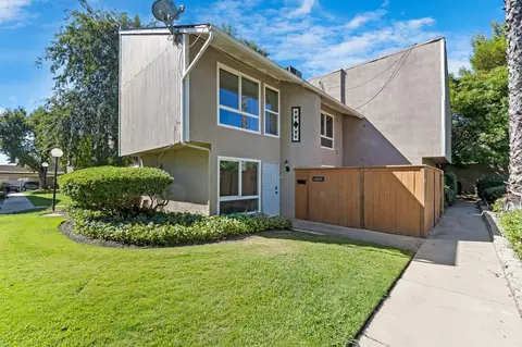 6628 N 3rd St, Fresno, CA 93710