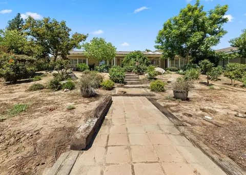 39815 Road 33, Kingsburg, CA 93631