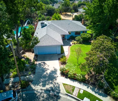 4650 N Bond Ave, Fresno, CA 93726