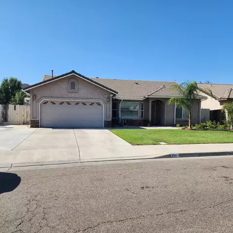 2511 Northhill St, Selma, CA 93662