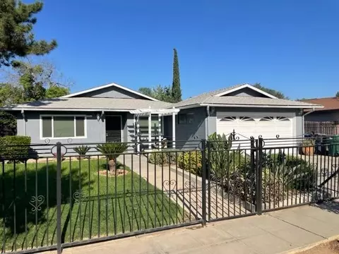 1112 Phllip St, Madera, CA 93638