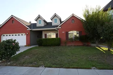 3151 N Hanover Ave, Fresno, CA 93722