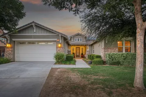 5756 W Norwich Ave, Fresno, CA 93722