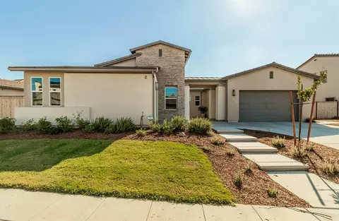 962 Horizon Dr, Madera, CA 93636