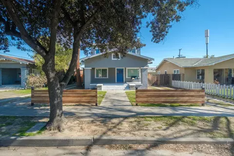 1594 N Safford Ave, Fresno, CA 93728