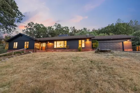 49520 Stillmeadow Dr, Oakhurst, CA 93644