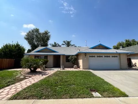 1712 Poppy Meadow Ct, Coalinga, CA 93210