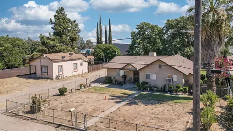 2407 W Church Ave, Fresno, CA 93706