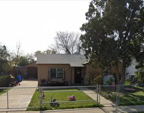 3130 E Floradora Ave, Fresno, CA 93703