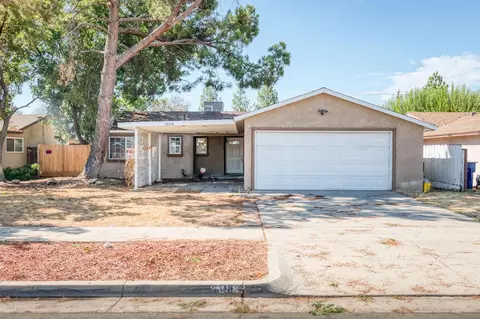 5868 E Andrews Ave, Fresno, CA 93727
