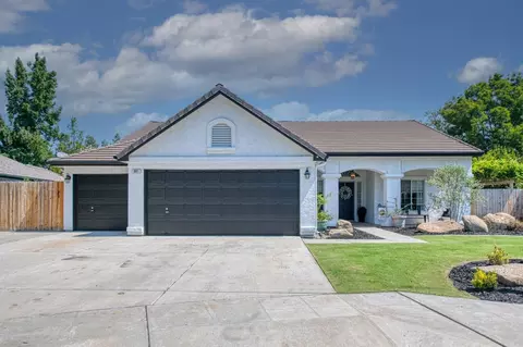 601 N Cherry Ln, Clovis, CA 93611 photo 1