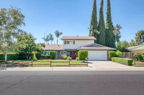 2309 E Howard Ave, Visalia, CA 93292