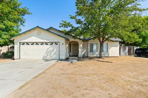 509 Deerwood Dr, Madera, CA 93637