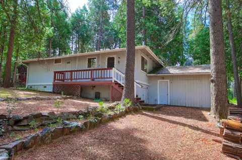 7061 Snyder Ridge Rd, Mariposa, CA 95338