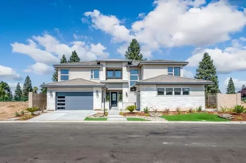 11597 N Range View Dr, Fresno, CA 93730