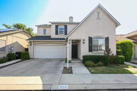 1659 N Monaco Ln, Clovis, CA 93619
